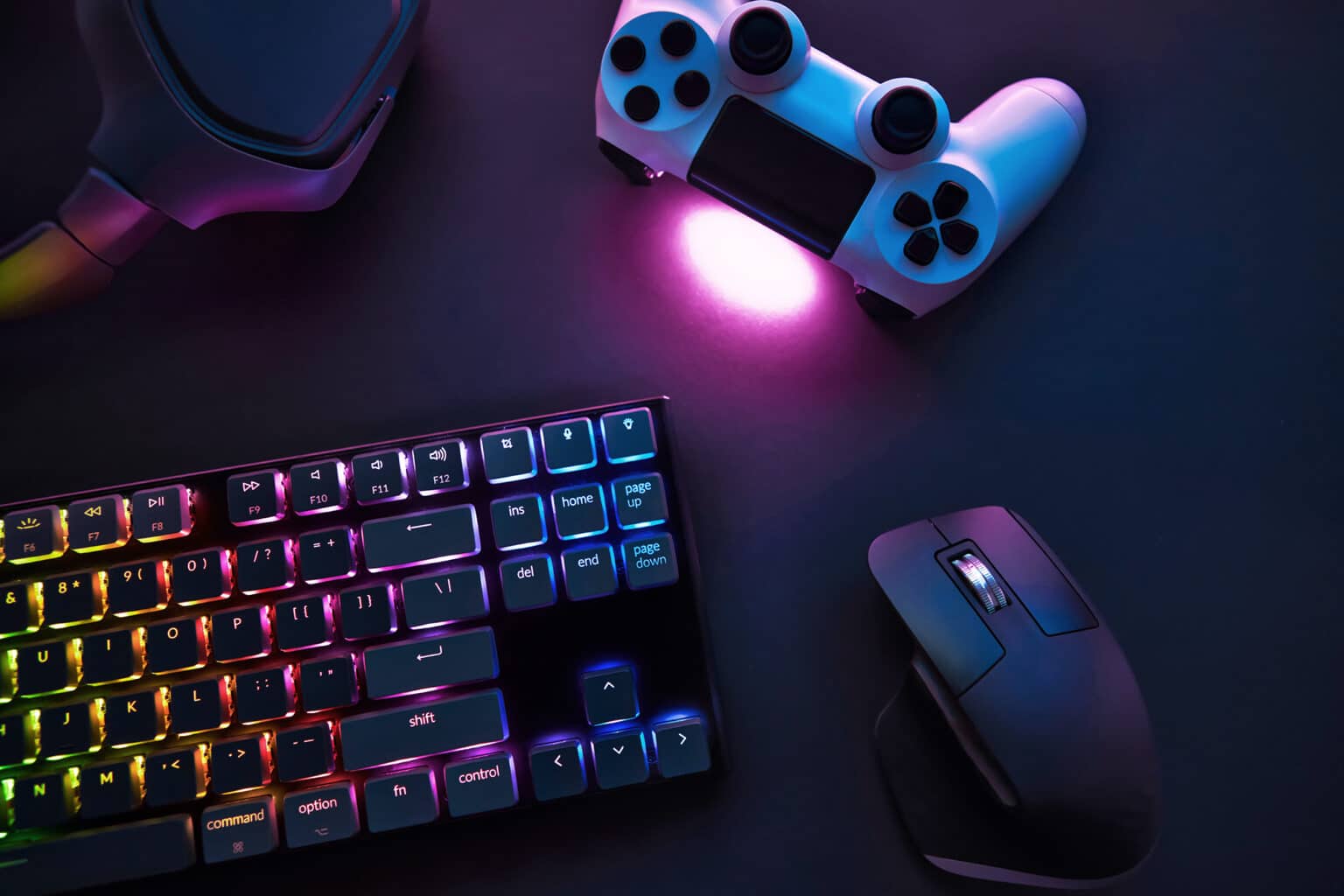 Gaming tastatur, mus og controller